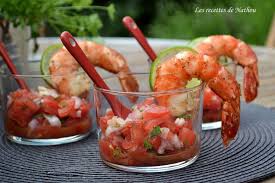 Verrines De Salsa De Tomates Et Echalotes Gambas Marinees Aux Saveurs Creoles Recette Gambas Marinees Alimentation Verrines Crevettes