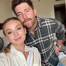 Chris Lanes's Instagram, Twitter & Facebook