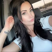 Melissa Maggard's Instagram, Twitter & Facebook