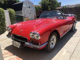Numbers matching 327ci engine and two speed automatic transmission 14,531 corvette convertibles were produced for 1962, and just 1,532 had the optional powerglide automatic transmission. 1962 Chevrolet Corvette For Sale On Classiccars Com