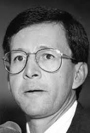 The Banker vs. the Prosecutor: Tony Sanchez faces Dan Morales in a battle  not quite for the ages