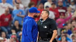 Blue Jays manager John Schneider settling into big league role