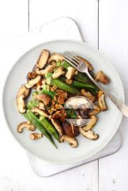 Daging sapi dipotong 3 x 3 cm : Resep Tumis Okra Dan Jamur Shiitake Just Try Taste