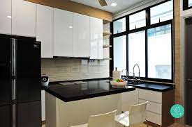 Creating a welcome and efficient kitchen space paired with lifestyle comfort that maximizes the entire room is often a priority. This Kitchen Layout Is The Best For Cooking In Qanvast