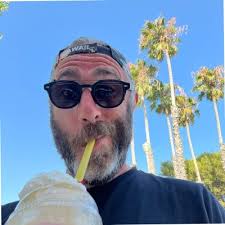 Still finalizing details, but I'm glad to share that papa Baker Poulshock  and I are hosting another mini photo session day this Fall. This time we're  offering professional headshots PLUS couple and… |