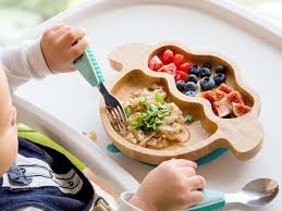 P>pemberian makanan pendamping asi akan berkontribusi pada perkembangan optimal seorang anak bila dilakukan secara. Beragam Mitos Makanan Bayi Yang Beredar Bagaimana Faktanya