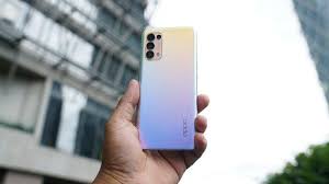 Perangkat reno6 diperkirakan akan hadir kuartal kedua tahun 2021 dan akan membawa peningkatan baik dari sisi fitur dan performa dibangkan seri sebelumnya. Desain Oppo Reno5 Lebih Tipis Dan Ringan Dengan Warna Berkilau Ini Keunggulan Kamera Dan Videonya Warta Kota