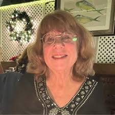 Mommy, a Galápagos tortoise and a longtime resident of the Philadelphia  Zoo, recently became a first-time mother at the estimated age of 100.  https://nyti.ms/43BxegH