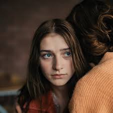 Fien Troch maakt met 'Holly' voor het eerst kans op Gouden Leeuw: 'Nu ik  wat ouder ben, wil ik met elke film een beetje groter worden'