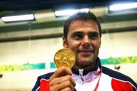Letos se k nim přidá ještě střelec david kostelecký. Olympijsky Vitez David Kostelecky Na Veletrhu Gaudeamus Informace Pro Verejnost A Media