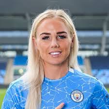 Adam Lease's Instagram, Twitter & Facebook