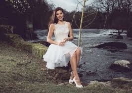 Oder du bist auf eine hochzeit eingeladen. Kurze Brautkleider Erlaubt Ist Was Der Braut Gefallt