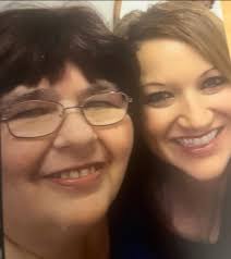 My mom was my world, my confidant, my best friend , my Rock‼️ The fact that  I will never talk to her, kiss her, or hold her hands again COMPLETELY  devastates me😩💔💔 #