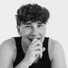 Jay Weisberger's Instagram, Twitter & Facebook