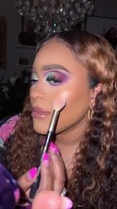 Grab your loose Dimond Highlighter now for $12 Super soft and easy to blend  #highlighter #beauty #makeupartist #makeuplove #yolondosalmon  #playinginmakeupbyyolondo #smallbusiness