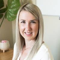 Kelli George's Instagram, Twitter & Facebook