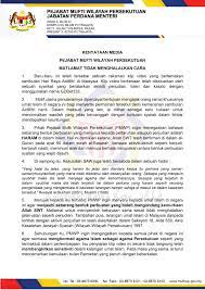 Setelah hampir satu dekade berbahasa melayu dan dialek terengganu, dan merasa aksen bahasa inggrisnya kini jauh. Pejabat Mufti Wilayah Persekutuan Fotos Facebook