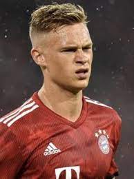 Als serge gnabry am samstagmorgen den fruehstuecksraum im berliner hotel betrat staunten seine teamkollegen nicht schlecht. 180 Die Mannschaft Ideas In 2021 Mannschaft Germany Football Soccer Players