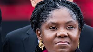 Două Polițiste Din SPP-ul Columbian îl Acuză De Hărțuire Pe șeful  Securității Vicepreședintei Francia Marquez: „Au Adus Dovezi împotriva  Colonelului Pensionar”