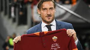 Francesco totti ist ein ehemaliger fußballspieler aus италия, (* 27 сент. Francesco Totti Wollte Immer Ein Trikot Tragen Oder Tankwart Werden Kicker