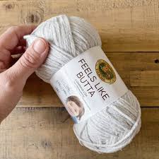 You won't want to miss out on all the fun! Novice Cardigan Chunky Edition By Petite Knit A Knitting Pattern Review Secret Life Of A Seamstress