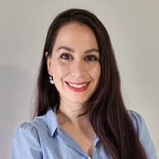 Michelle Simoni's Instagram, Twitter & Facebook