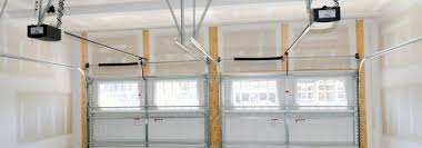 Types of overhead garage doors including liftmaster and chamberlin garage doors. Residential Garage Doors And Openers Omaha Garage Door Repair Omaha Garage Door Opener Repair Papillion Bellevue Omaha Ne