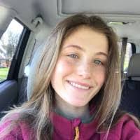 Robyn Yoder's Instagram, Twitter & Facebook