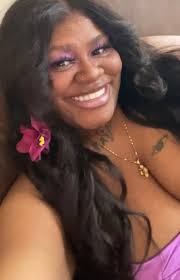 Hey y'all ✨ new here I'm Lane (28 in Kentucky) just here looking for  genuine platonic connections just good vibes, deep convos and genuine  friendship I'm a Virgo don't let that scare