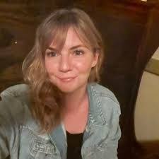 Anna Breedlove's Instagram, Twitter & Facebook