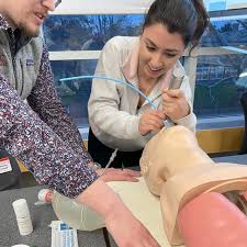 The Emergency Medicine Interest Group (EMIG) hosted an intubation workshop  in collaboration with the NYMC Center for Disaster Medicine