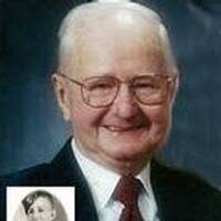 Earl Dunbar's Instagram, Twitter & Facebook