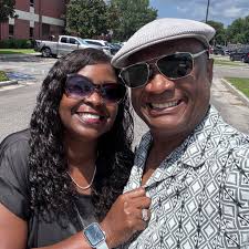 Chis'mere Mallard updated his cover photo.