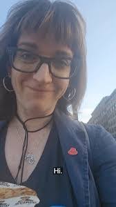 Carol Jinks's Instagram, Twitter & Facebook