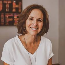 Mary Stier's Instagram, Twitter & Facebook