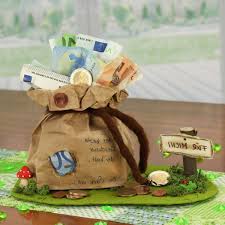 Ein Shop Mit Vielen Liebevollen Selbst Hergestellten Bastelsachen F Geldgeschenke Geburtstag Selber Basteln Geburtstag Selber Basteln Geldgeschenke Geburtstag