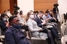 Ông là đại biểu quốc hội khoá xiv, giám đốc bệnh viện bạch mai, hiệu tháng 3/2020, ông được bổ nhiệm làm giám đốc bệnh viện bạch mai. Bao Chi Há»i TrÆ°á»ng Há»£p á»©ng Cá»­ Vien Ä'bqh Nguyá»…n Quang Tuáº¥n Thá»i Sá»± Plo