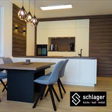 Hier finden sie alles was sie sich vorstellen können zu torten und anderen süßen sachen. Schlager Kuche In Weiss Matt Kombiniert Mit Kupferbronze Kuchen Planung Kuchenplanung Kuche