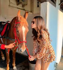 Pure moments with nature's beauty. #ColorsTV #Molkki #naturevibes