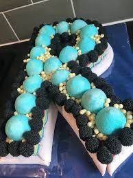 You do not need to double the recipe for a single initial. Sweet Cakes Mcr Auf Twitter An R For Richardtheburns Birthday Single Letter Sweet Cakes Currently 20 Each Two Letters Or Numbers For 30