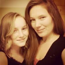 Laura McPhee (lovelylaura36)