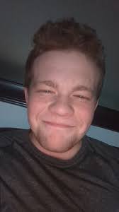 Hey , My friends call me Raven. Im 28 in Cali . Just looking for new  friends and people to play with! Im