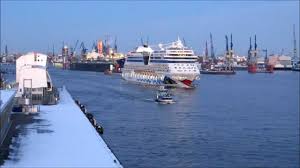 Aidastella Erstes Auslaufen Aus Dem Hamburger Hafen