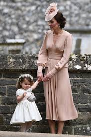 Here S The Beautiful Dress Kate Middleton Wore To Her Sister Pippa S Wedding Pippa Middleton Wedding Alexander Mcqueen Dresses Pippas Wedding