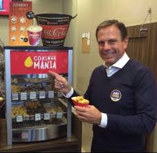 Continuarei sendo acompanhado pelos médicos, com a certeza de que a vacina está me protegendo, assim como protege milhões de brasileiros, escreveu. Estilo Coxinha De Doria E Tema De Memes Nas Redes Sociais Emais Estadao