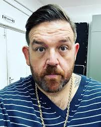 It felt weird losing weight while having a beard. I couldn't really tell.  Then I shaved yesterday and last night my baby-girl wouldn't cuddle me! She  didn't recognise dad, she walked past