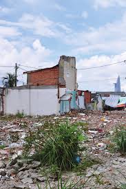 H AR M S L U X U R Y AN D R U B B L E