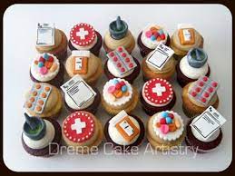 pin von christina phillips auf a few of my favorite things tortendeko kleiner kuchen torten