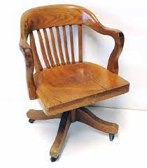 Charles darwin found sitting in a static position at his desk to be a problem, so he fixed all of the evidence points to the fact that office chairs with wheels are better than those without them. Oak Swivel Desk Chair W Arms Nov 20 2010 Ivy Auctions Inc In Sc Vintage Desk Chair Wooden Office Chair Chair