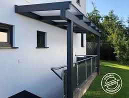 Ein Alu Terrassendach Der Marke Rexoclassic 5m X 1 6m In Anthrazit Mit Dieser Eleganten Terrassenuber Uberdachung Hauseingang Fassade Haus Haus Aussenbereiche